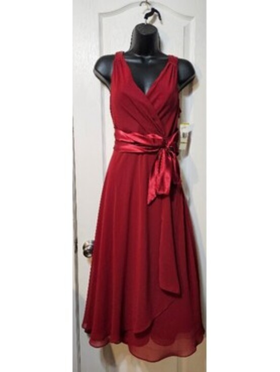 Evan Picone Dresses & Skirts - Evan-Picone Burgundy Wrap Dress Size 14 Elegant Occasion Career Chic
